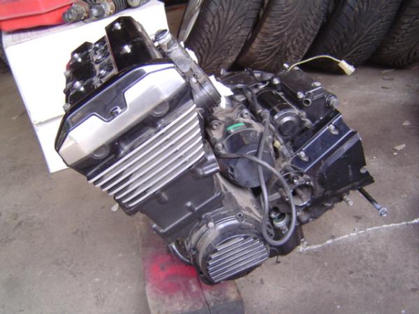 ZRX1100- ENGINE.jpg